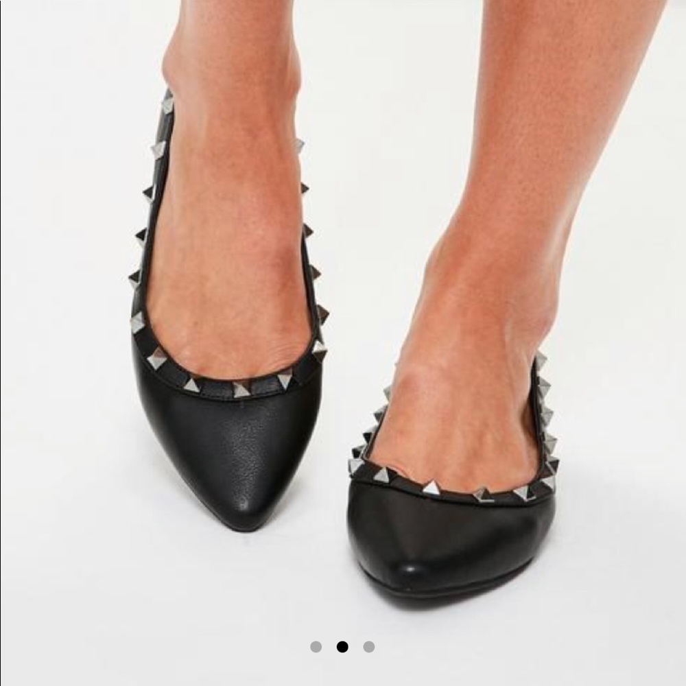 Missguided black pointed studded flats